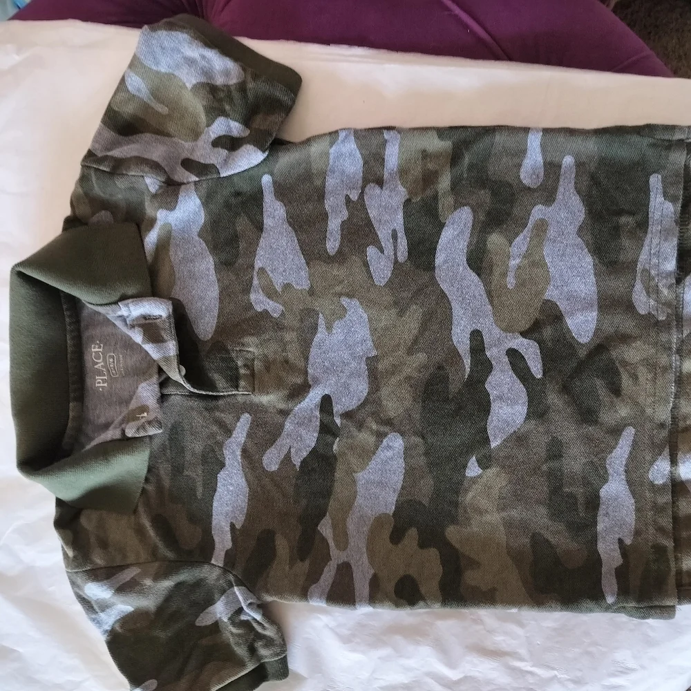 The Children's PLACE Boy's Camo Polo Shirt Size Small 5/6